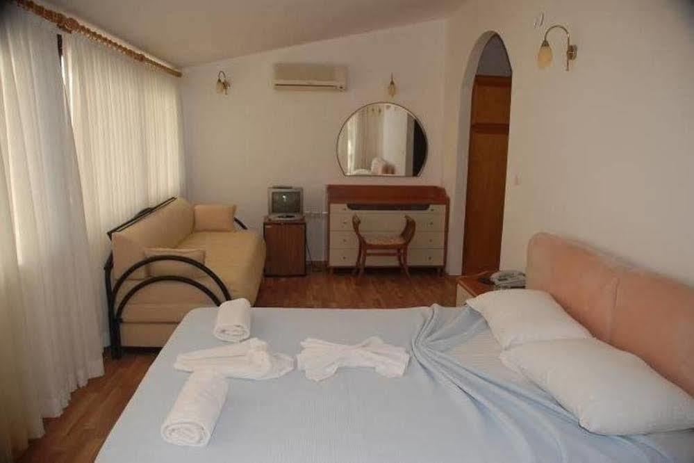 ケルマーン ホテル Çeşme エクステリア 写真
